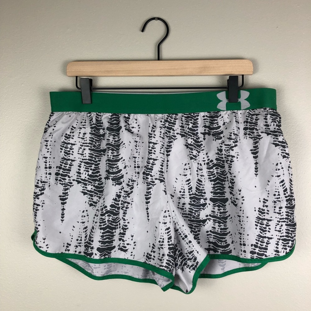 Under Armour Running Shorts Size Large